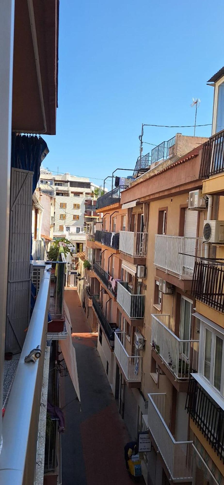 Apartamentos Casa May 1- Centro Benidorm-Solo Mayores De 30 Anos Y Familias Exterior foto